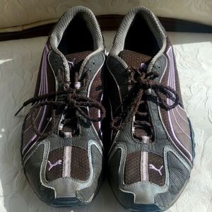 Vintage Puma Tennis Shoes - Size 8.5